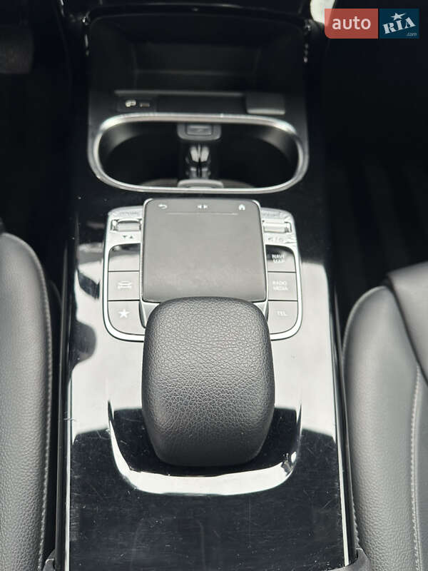 Седан Mercedes-Benz CLA-Class 2019 в Киеве фото 20 Седан Mercedes-Benz CLA-Class 2019 в Киеве