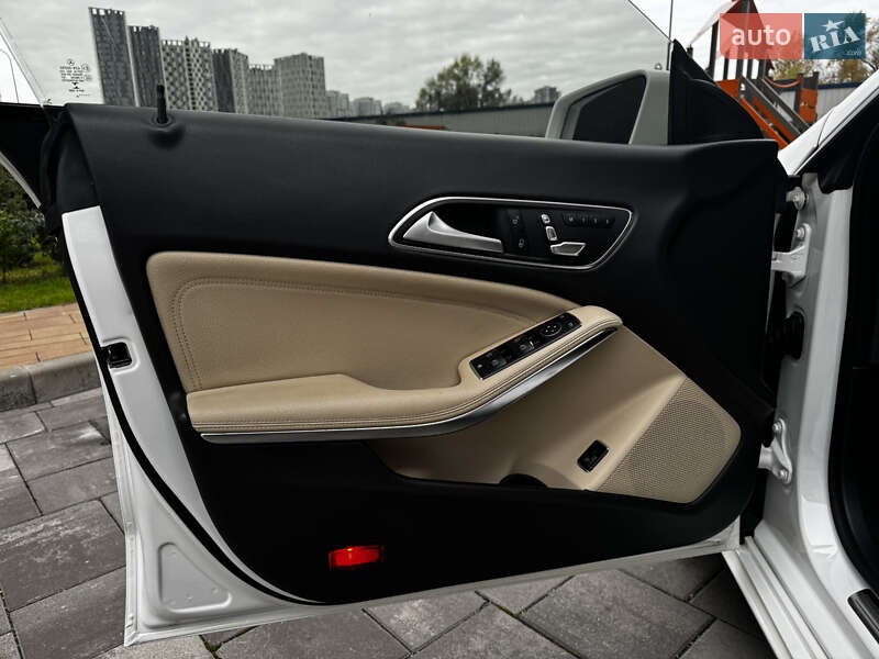Седан Mercedes-Benz CLA-Class 2018 в Києві фото 8 Седан Mercedes-Benz CLA-Class 2018 в Києві
