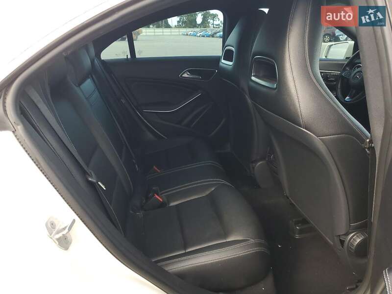 Седан Mercedes-Benz CLA-Class 2016 в Львове фото 10 Седан Mercedes-Benz CLA-Class 2016 в Львове