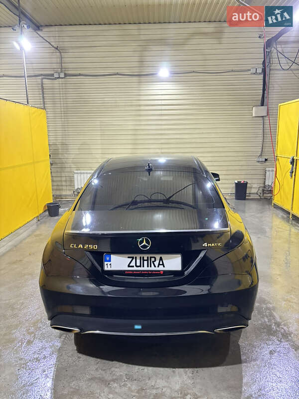 Седан Mercedes-Benz CLA-Class 2018 в Киеве