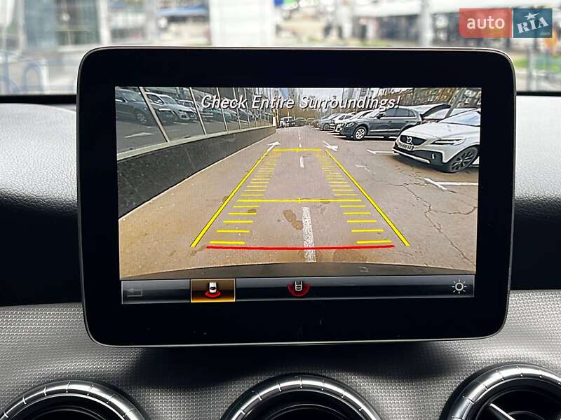 Седан Mercedes-Benz CLA-Class 2018 в Києві