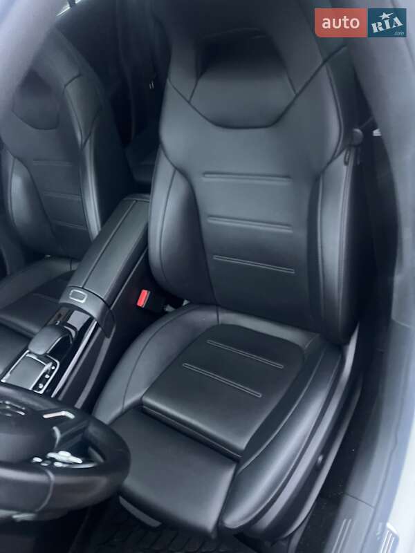 Седан Mercedes-Benz CLA-Class 2019 в Харькове