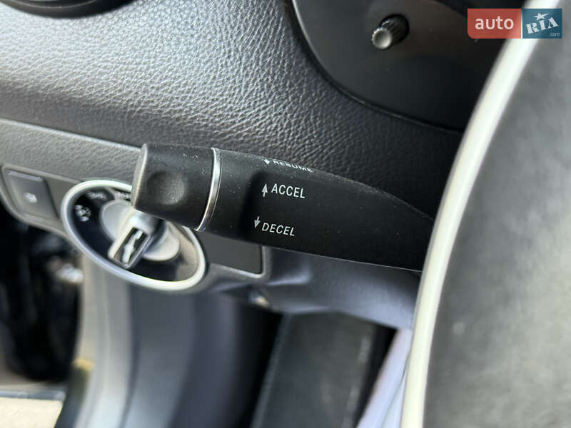 Седан Mercedes-Benz CLA-Class 2014 в Дніпрі