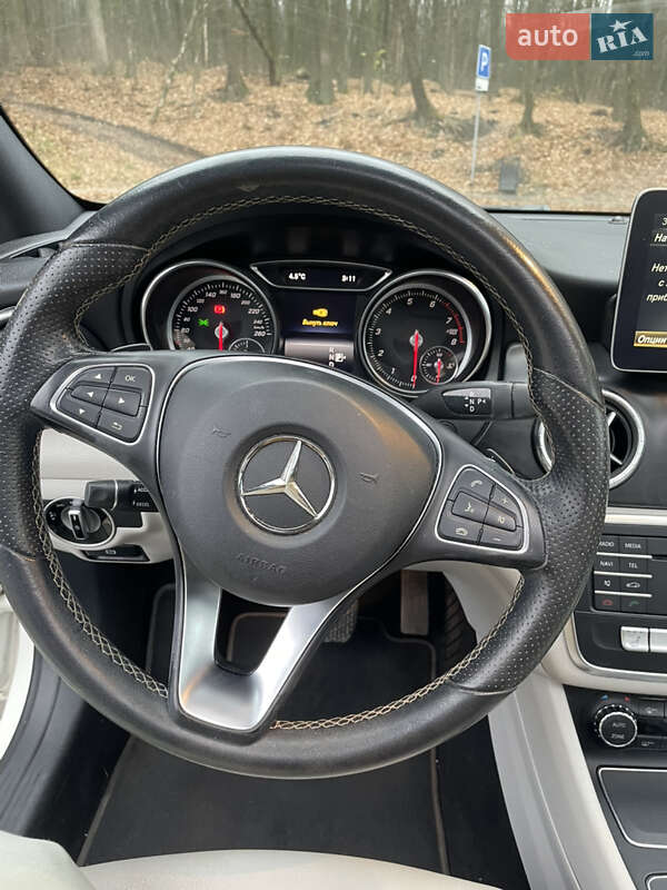 Седан Mercedes-Benz CLA-Class 2016 в Тернополе фото 23 Седан Mercedes-Benz CLA-Class 2016 в Тернополе