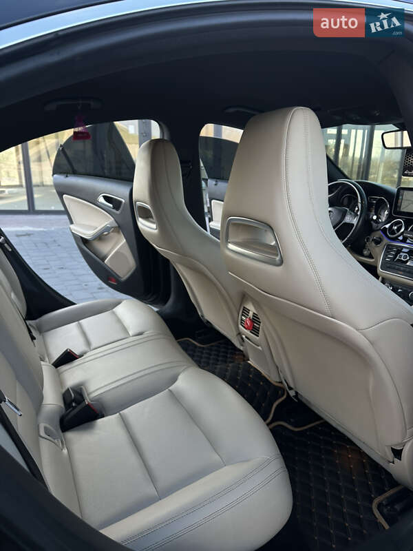 Седан Mercedes-Benz CLA-Class 2013 в Львове