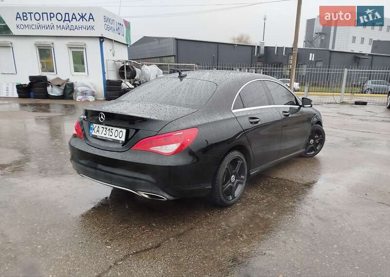 Седан Mercedes-Benz CLA-Class 2018 в Киеве
