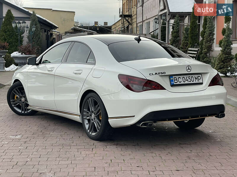 Седан Mercedes-Benz CLA-Class 2015 в Стрию