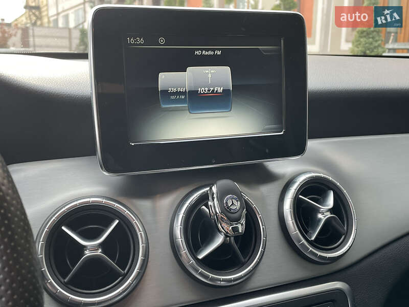 Седан Mercedes-Benz CLA-Class 2015 в Стрию