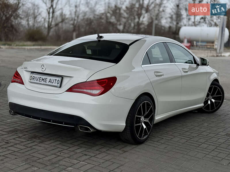 Седан Mercedes-Benz CLA-Class 2013 в Днепре
