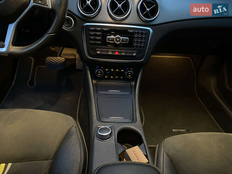 Седан Mercedes-Benz CLA-Class 2013 в Черновцах