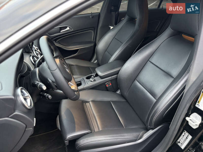 Седан Mercedes-Benz CLA-Class 2016 в Ровно
