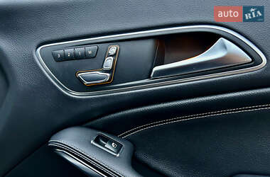 Седан Mercedes-Benz CLA-Class 2016 в Киеве