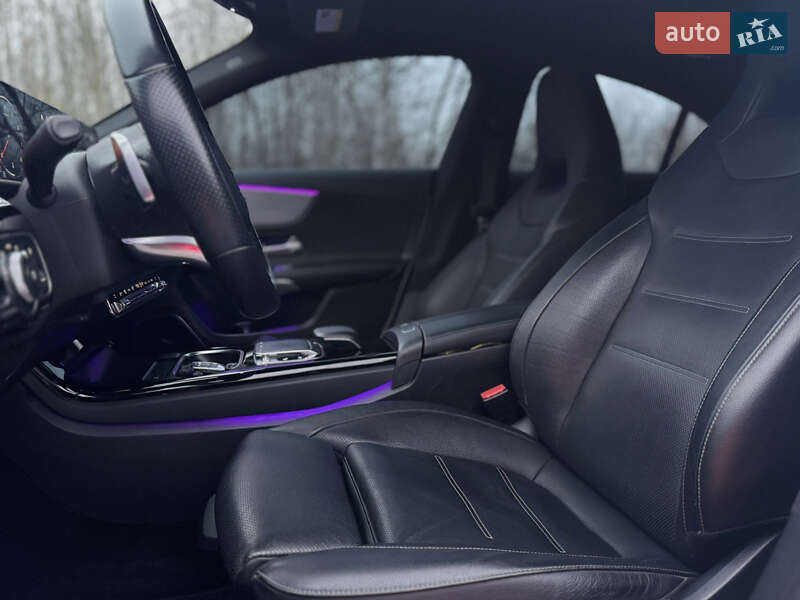 Седан Mercedes-Benz CLA-Class 2019 в Киеве