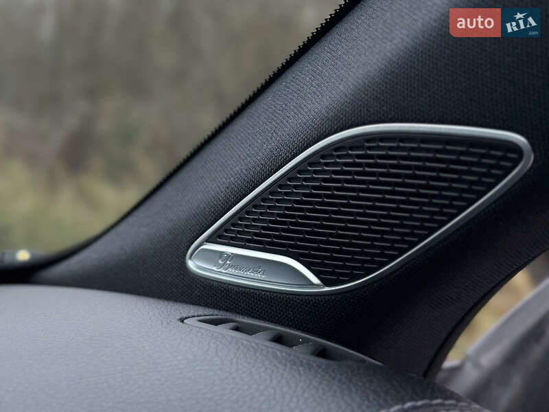 Седан Mercedes-Benz CLA-Class 2019 в Киеве