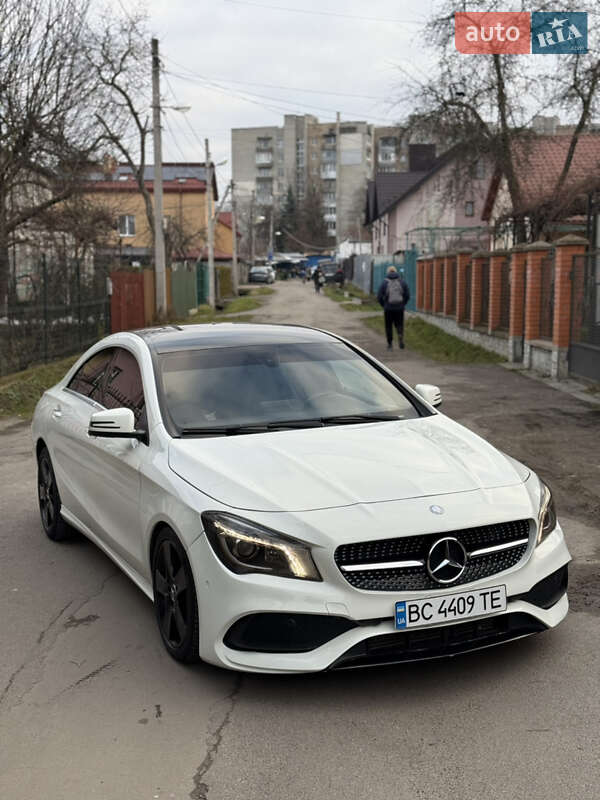 Седан Mercedes-Benz CLA-Class 2015 в Львові