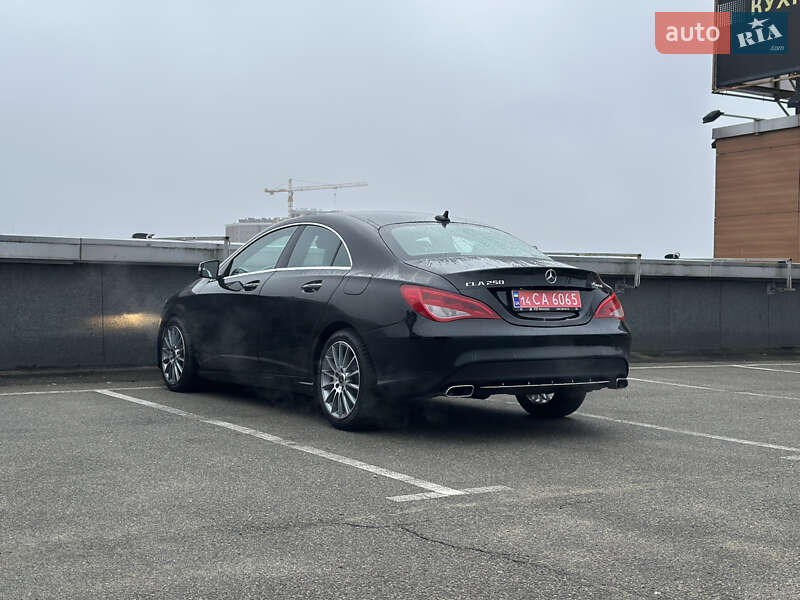 Седан Mercedes-Benz CLA-Class 2016 в Киеве