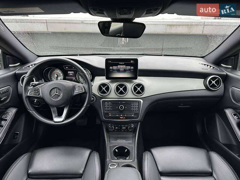 Седан Mercedes-Benz CLA-Class 2016 в Киеве