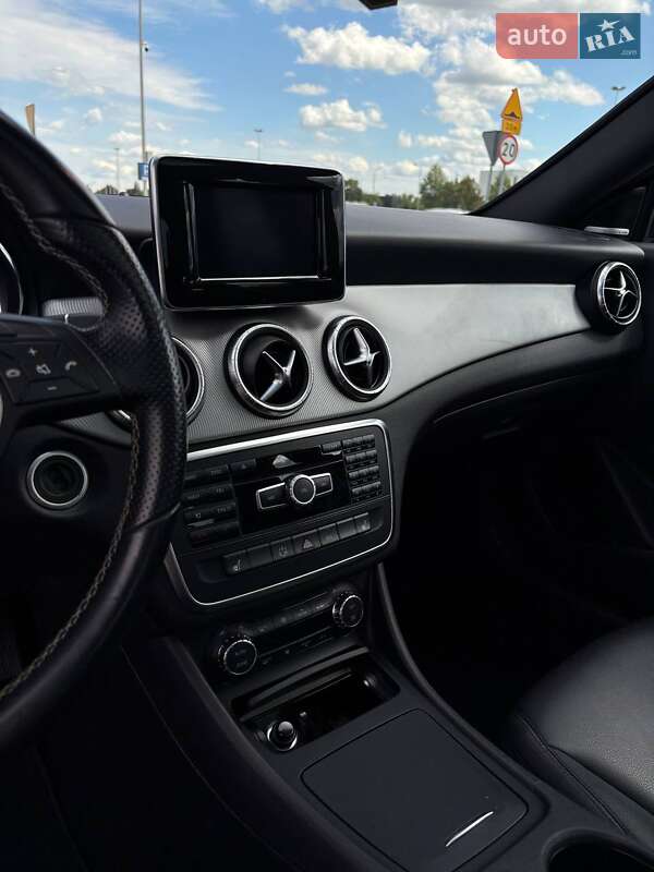 Седан Mercedes-Benz CLA-Class 2014 в Хмельницькому