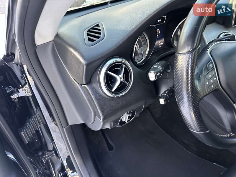 Седан Mercedes-Benz CLA-Class 2013 в Києві