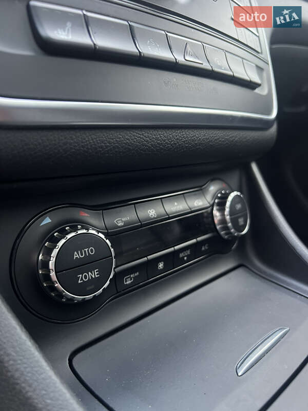 Седан Mercedes-Benz CLA-Class 2015 в Івано-Франківську