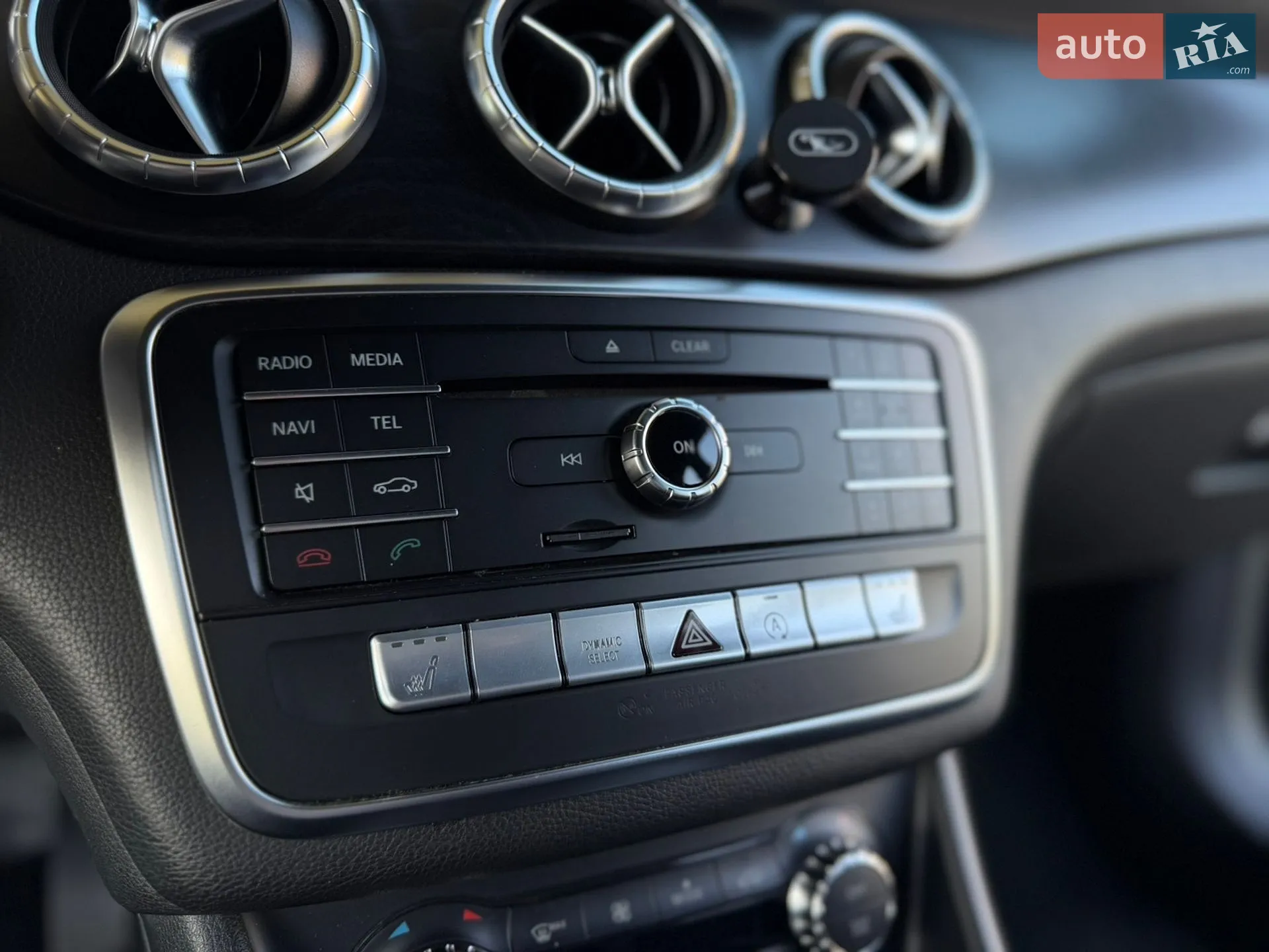 2016 Mercedes-Benz CLA-klasse - мініатюра 61