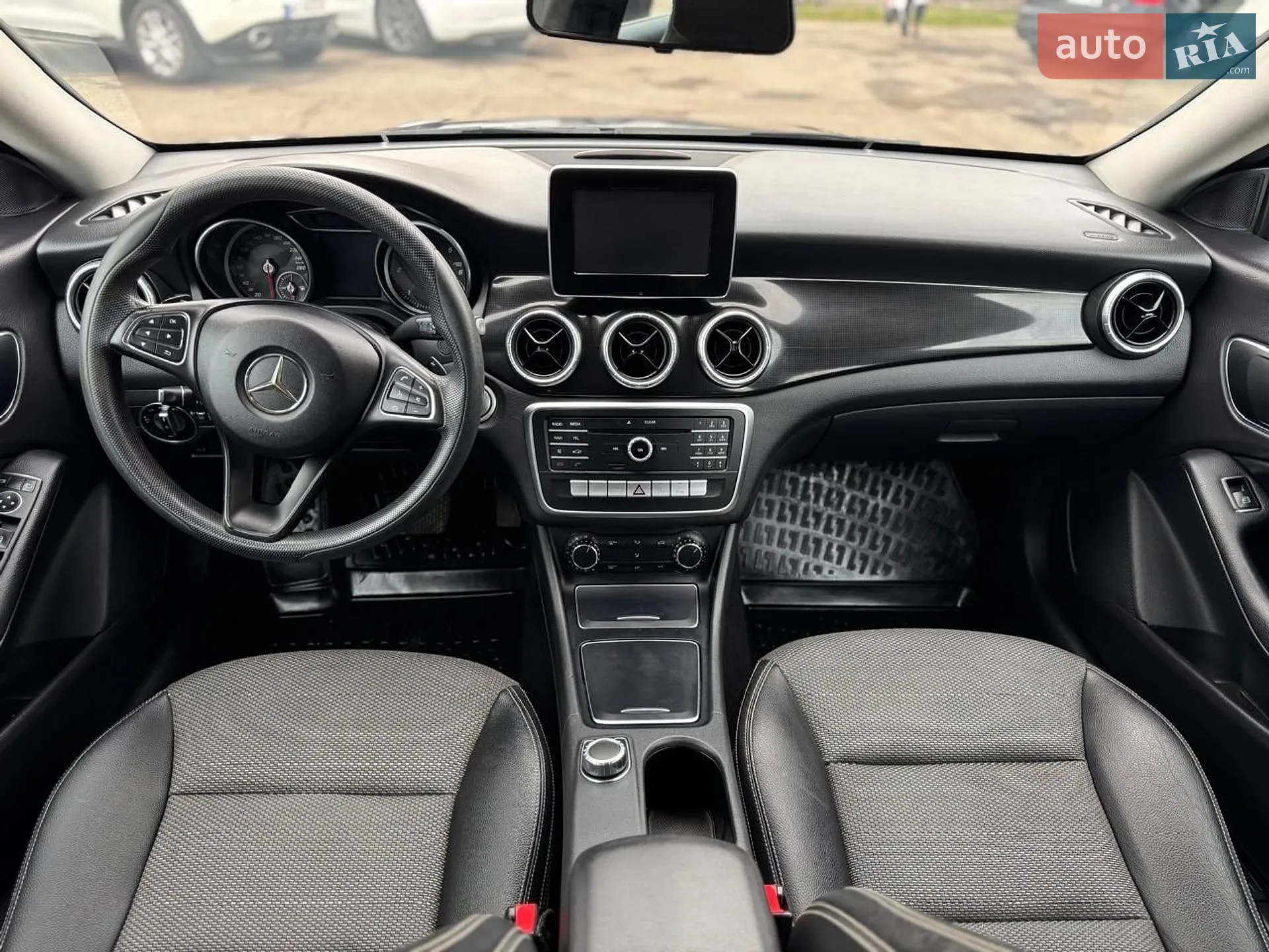 2017 Mercedes-Benz CLA-klasse - мініатюра 33