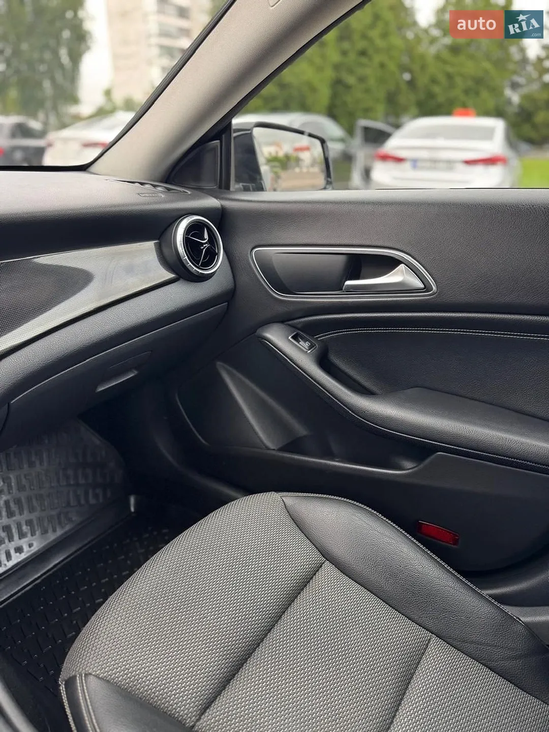 2017 Mercedes-Benz CLA-klasse - мініатюра 39
