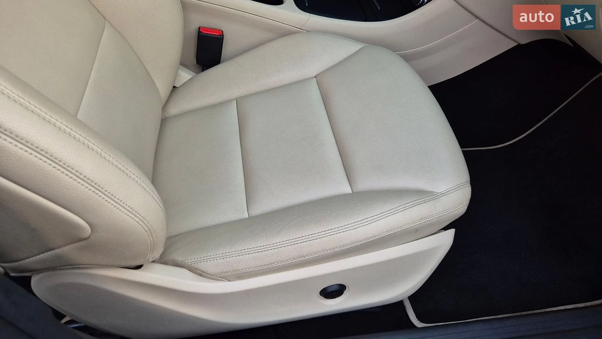 2013 Mercedes-Benz CLA-klasse - мініатюра 31