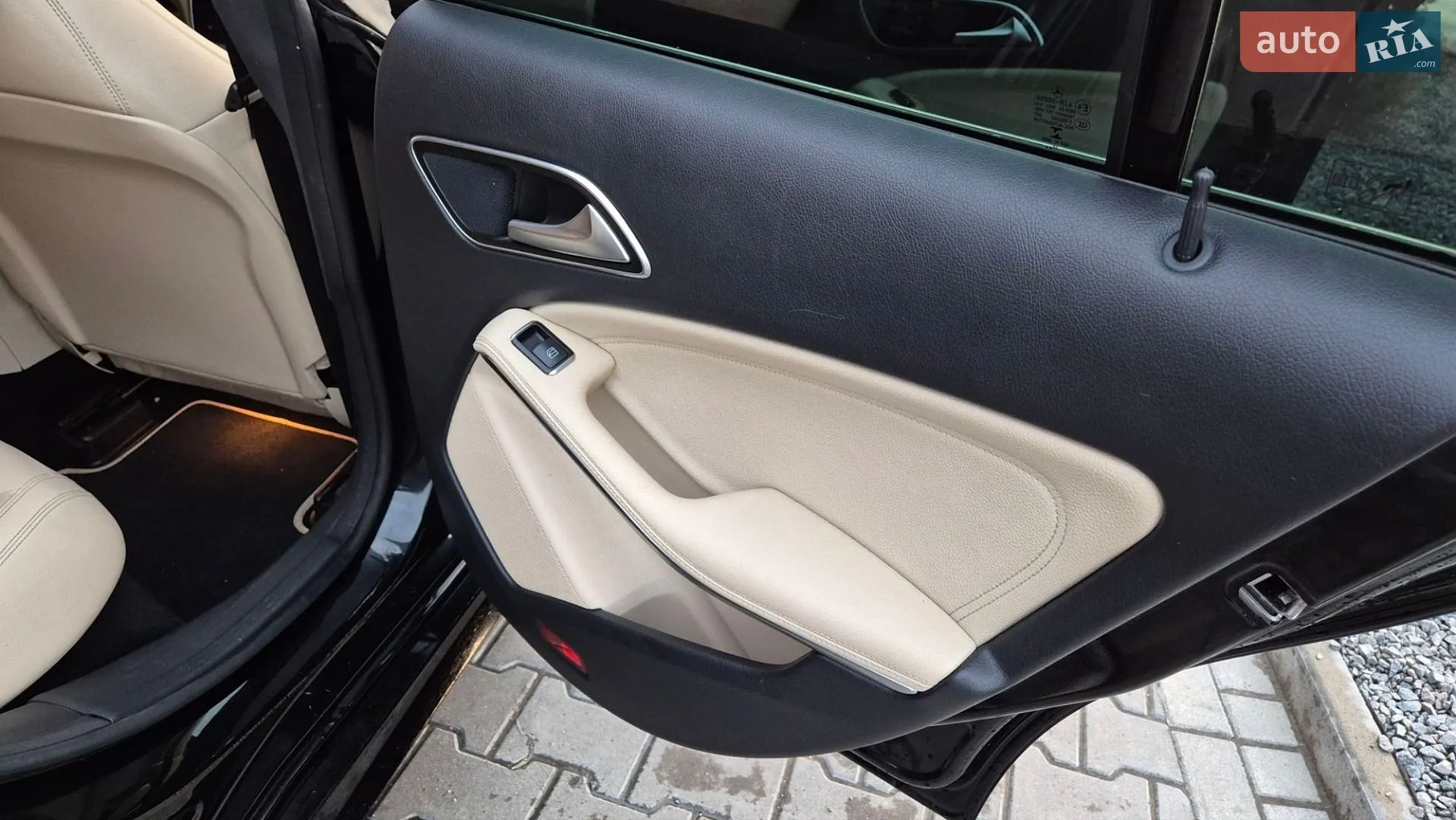 2013 Mercedes-Benz CLA-klasse - мініатюра 36