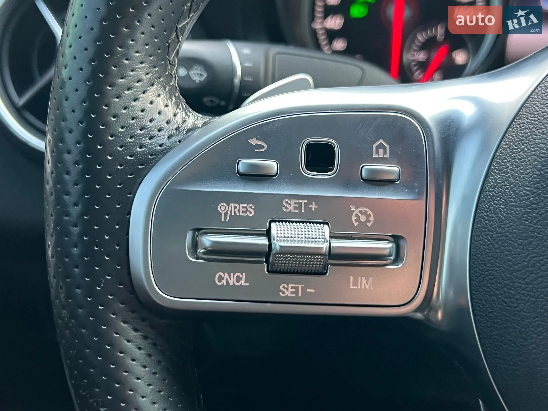 2018 Mercedes-Benz CLA-klasse - мініатюра 39