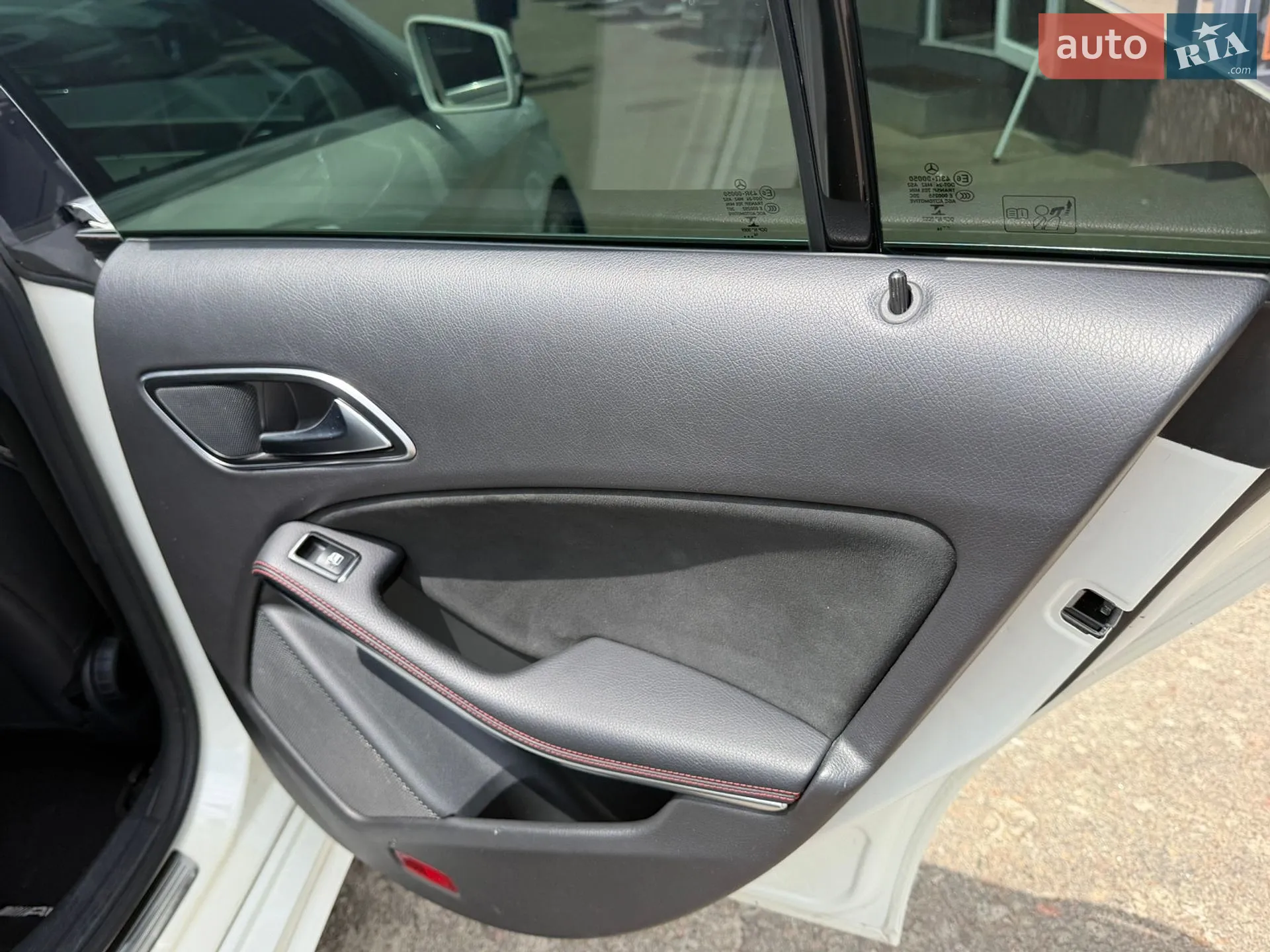2014 Mercedes-Benz CLA-klasse - мініатюра 26