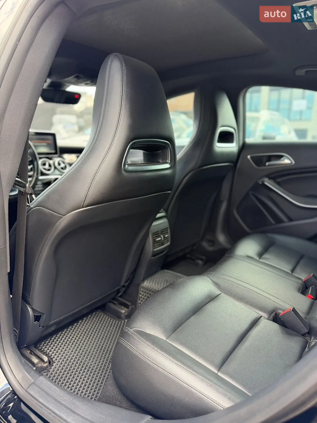2015 Mercedes-Benz CLA-klasse - мініатюра 25