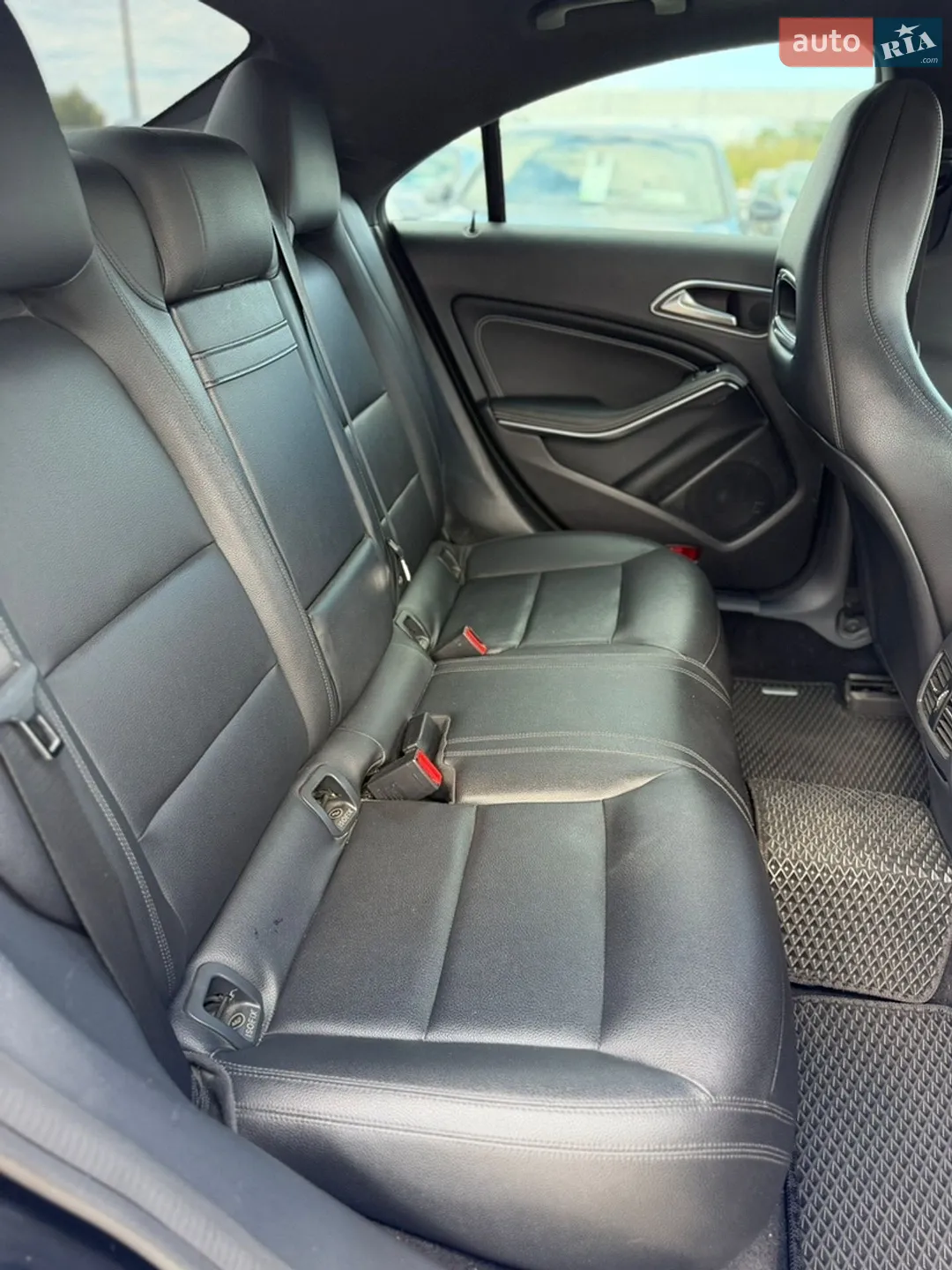 2015 Mercedes-Benz CLA-klasse - мініатюра 33