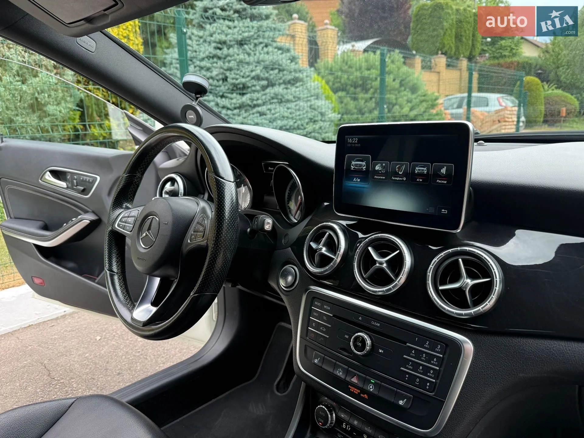 2014 Mercedes-Benz CLA-klasse - мініатюра 38