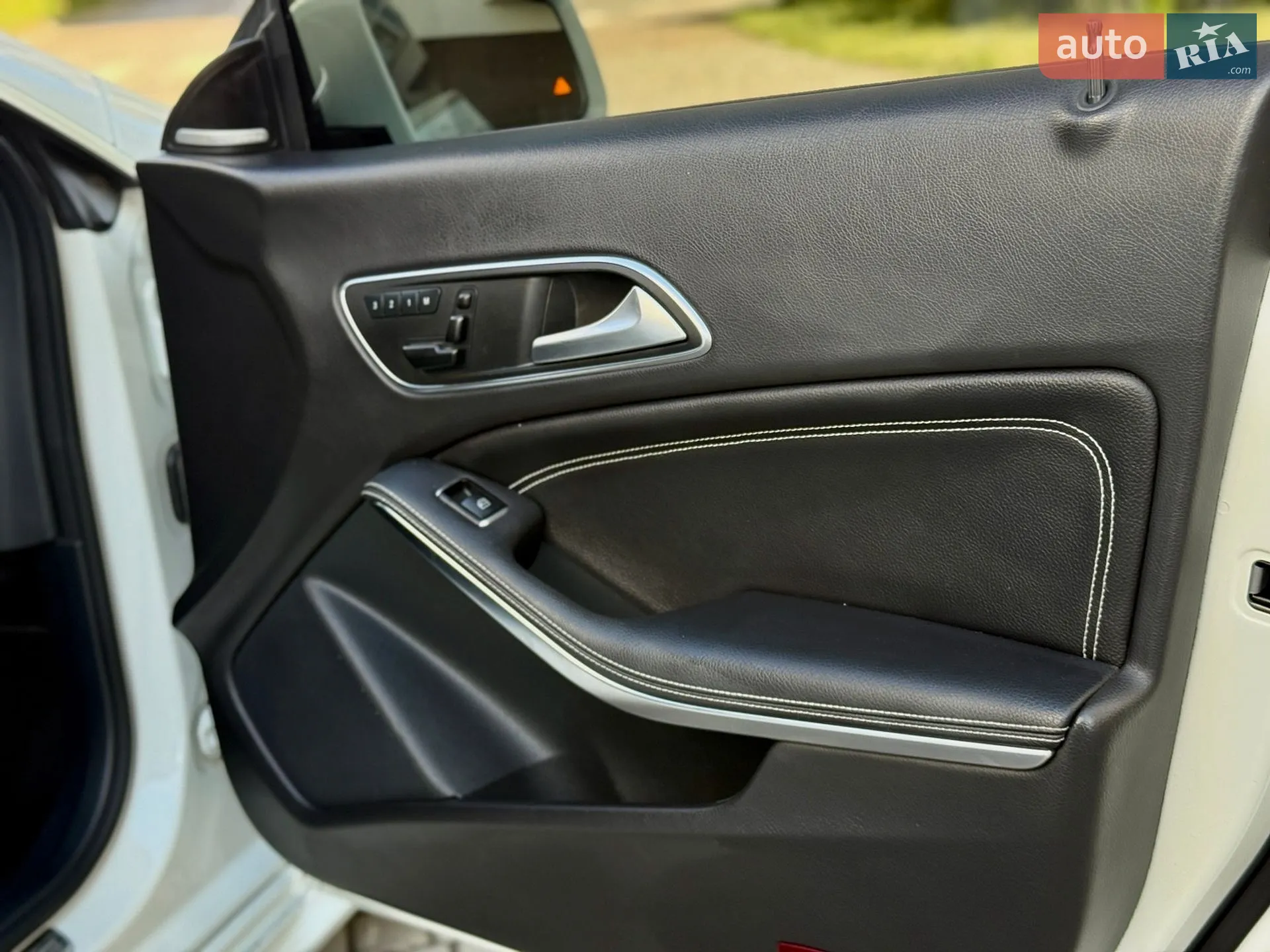 2015 Mercedes-Benz CLA-klasse - мініатюра 31