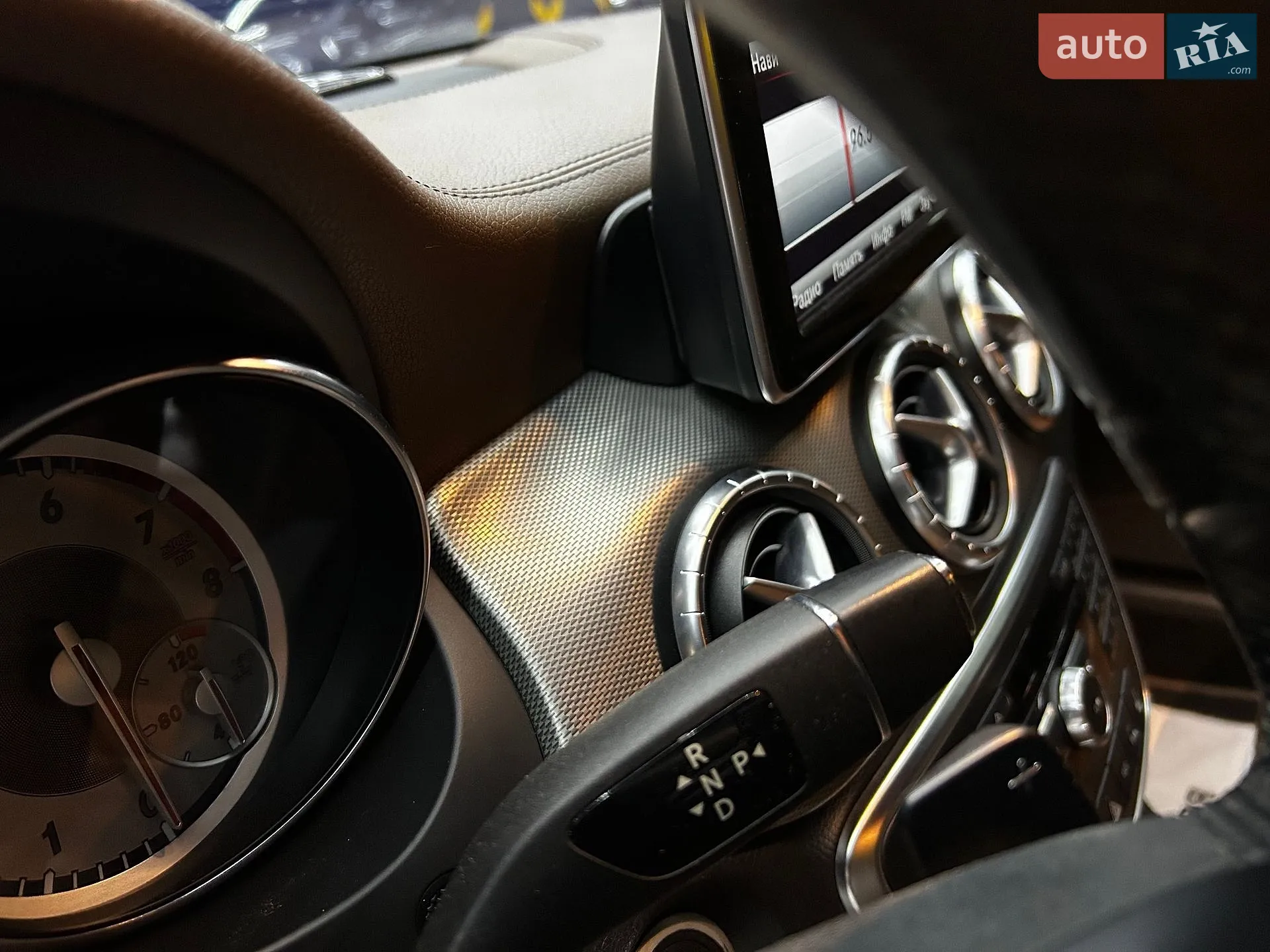 2013 Mercedes-Benz CLA-klasse - мініатюра 17