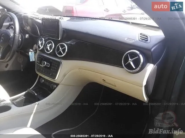 2013 Mercedes-Benz CLA-klasse - мініатюра 32