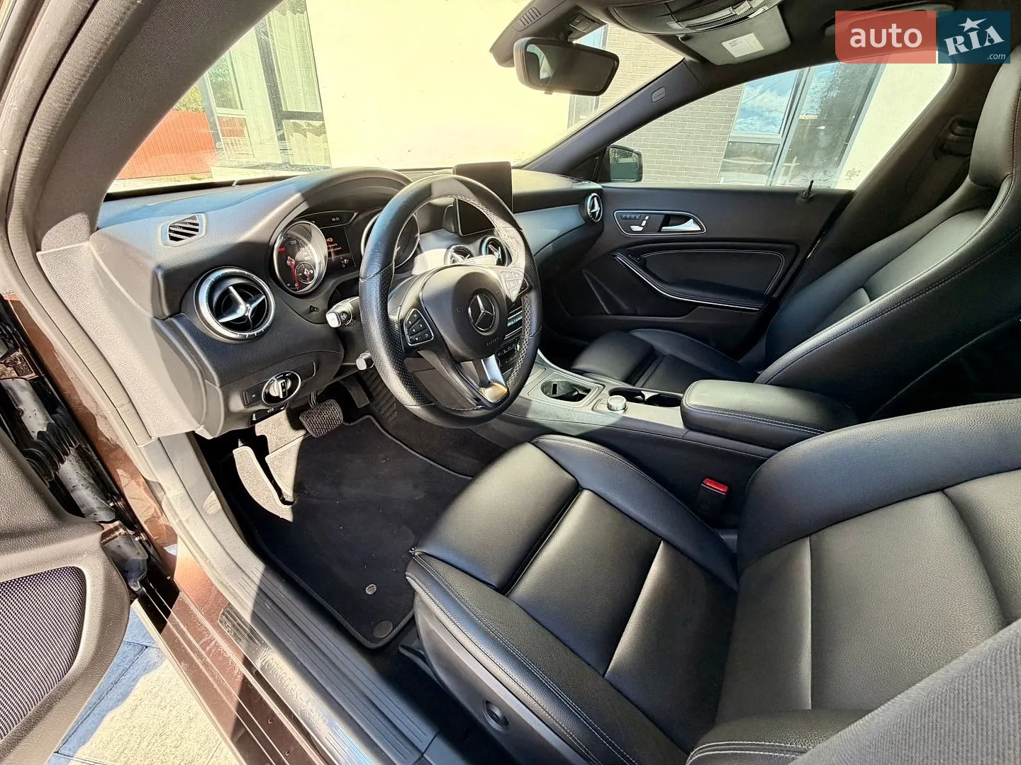 2017 Mercedes-Benz CLA-klasse - мініатюра 33