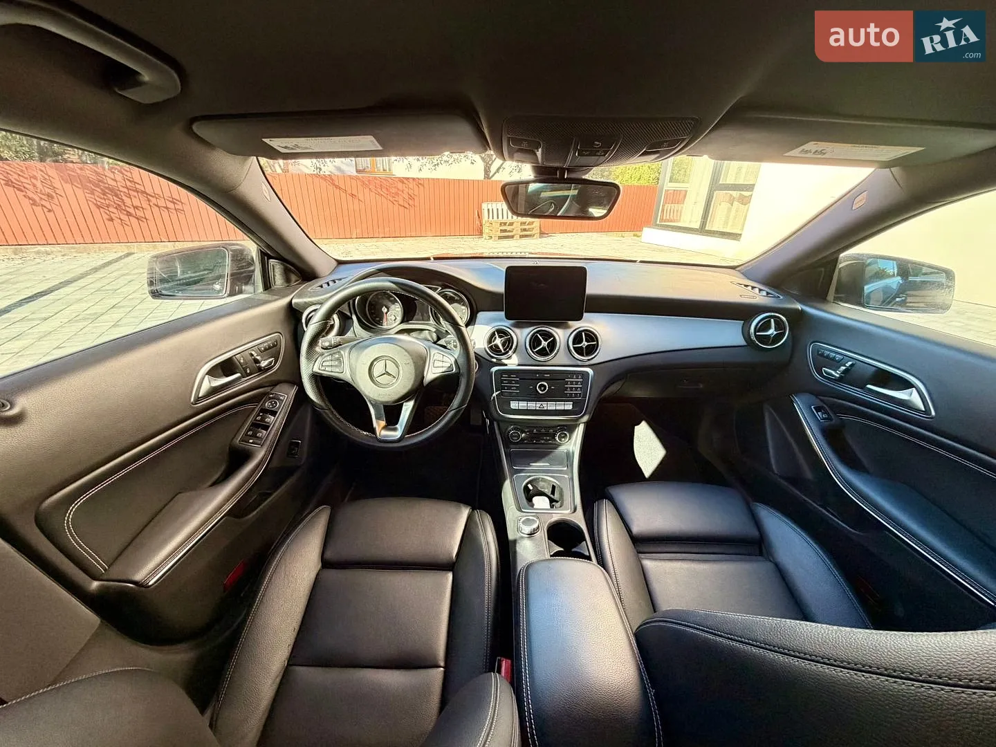 2017 Mercedes-Benz CLA-klasse - мініатюра 32