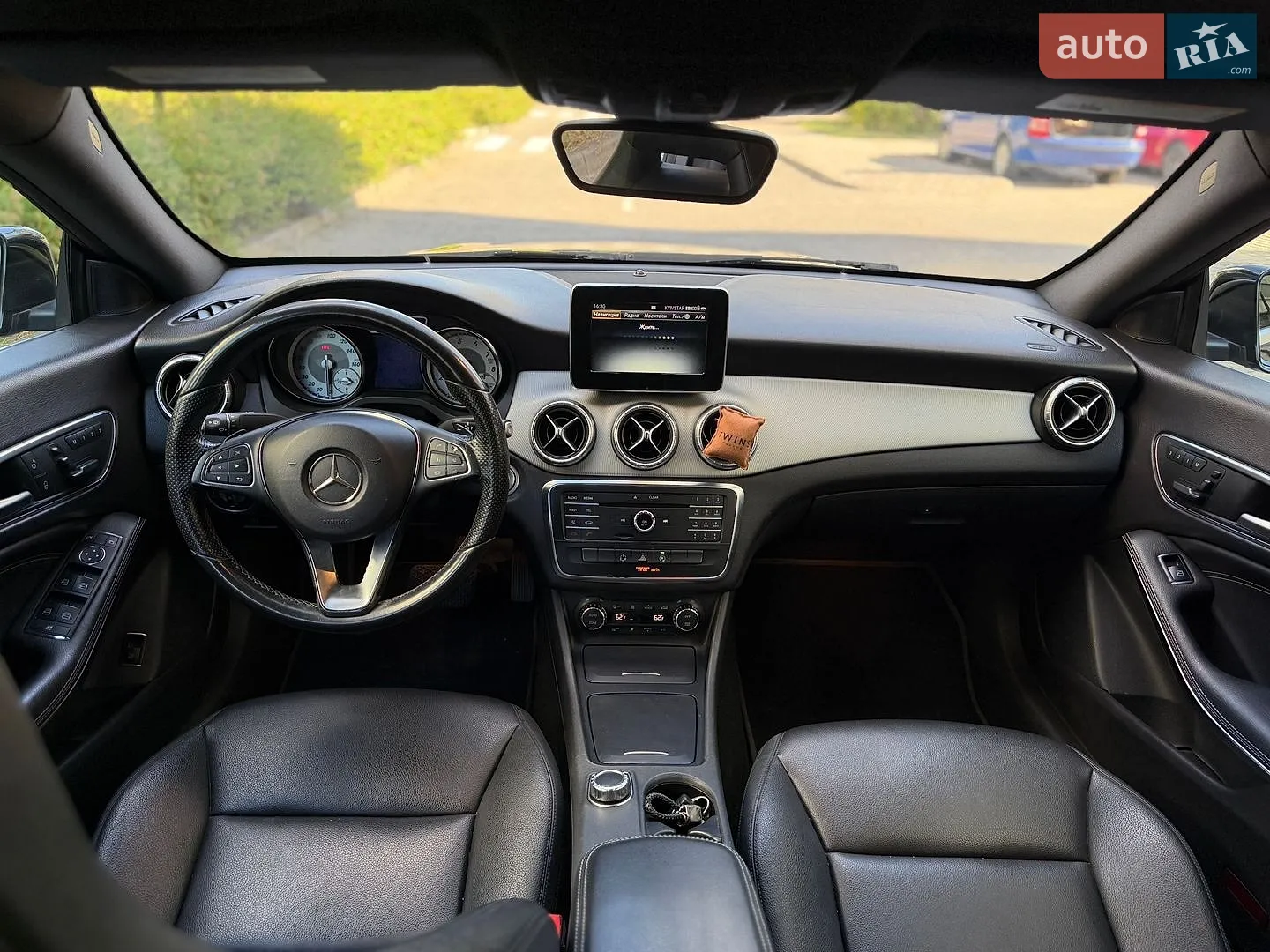 2015 Mercedes-Benz CLA-klasse - мініатюра 35