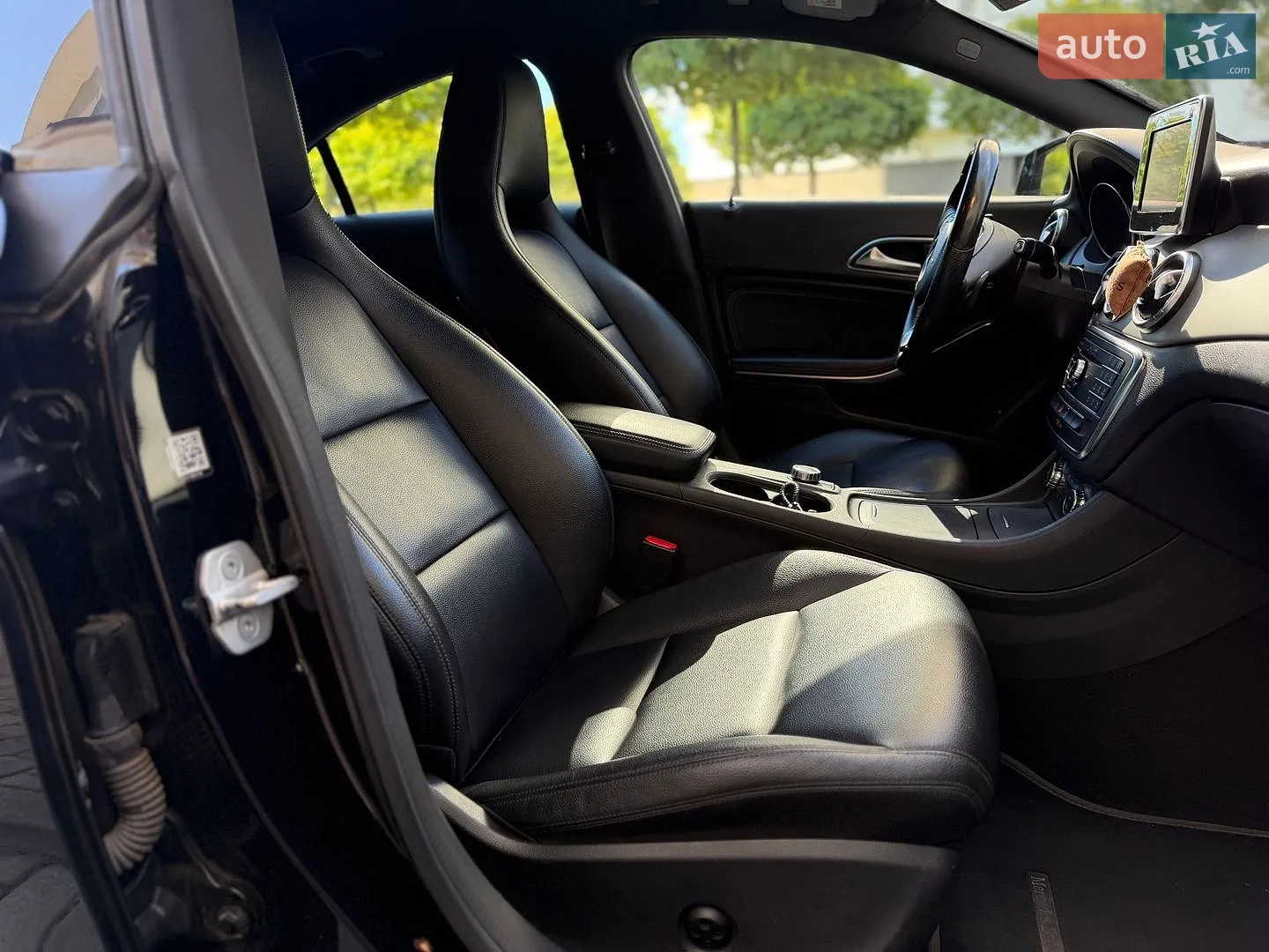 2015 Mercedes-Benz CLA-klasse - мініатюра 40