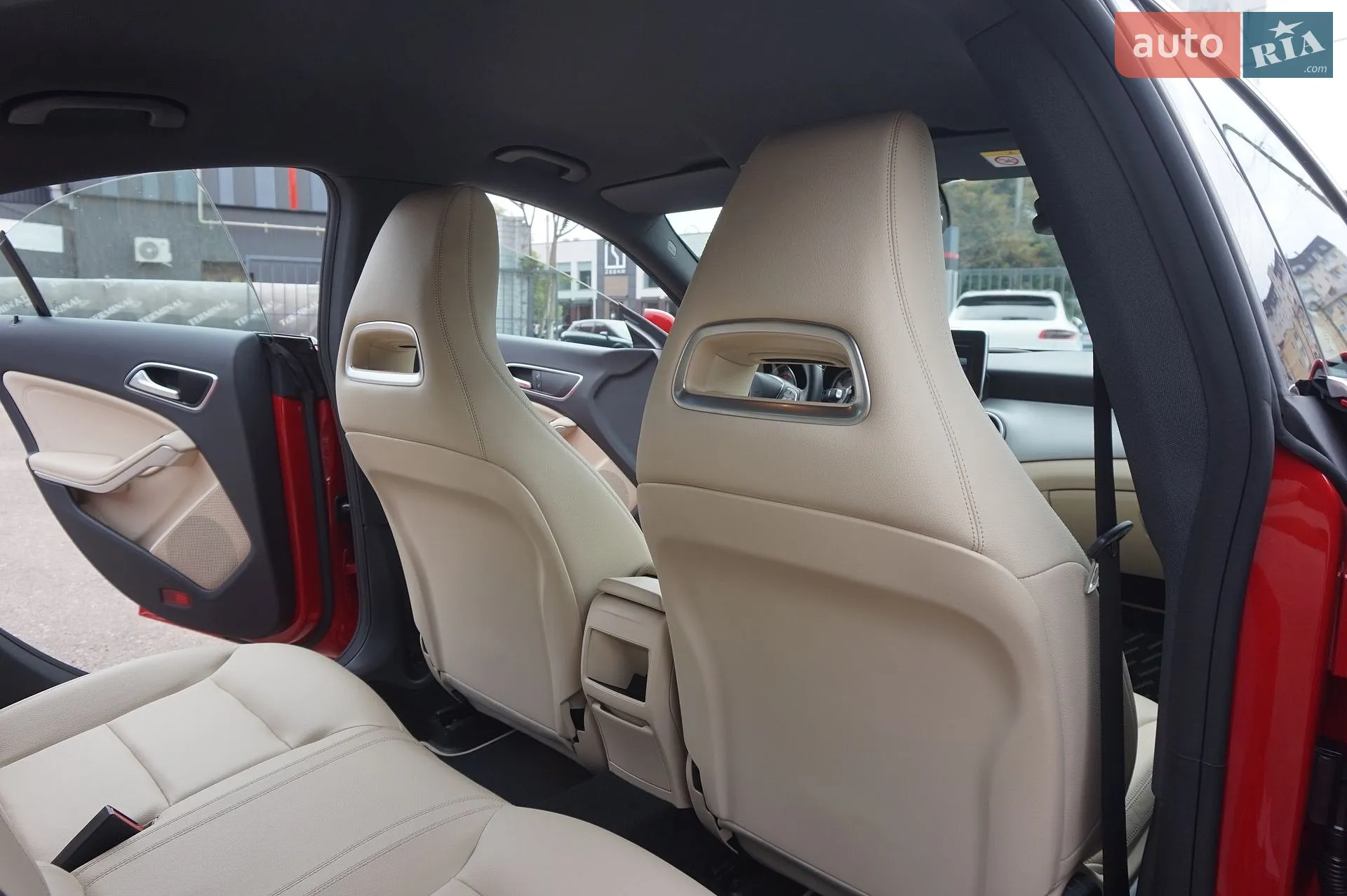 2015 Mercedes-Benz CLA-klasse - мініатюра 31