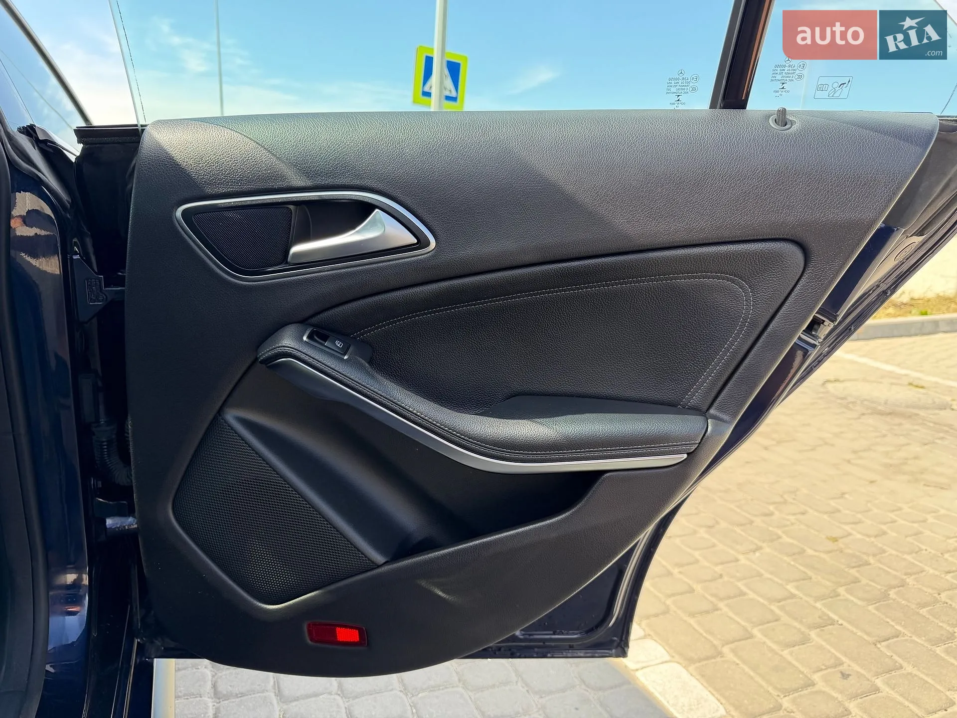 2017 Mercedes-Benz CLA-klasse - мініатюра 23