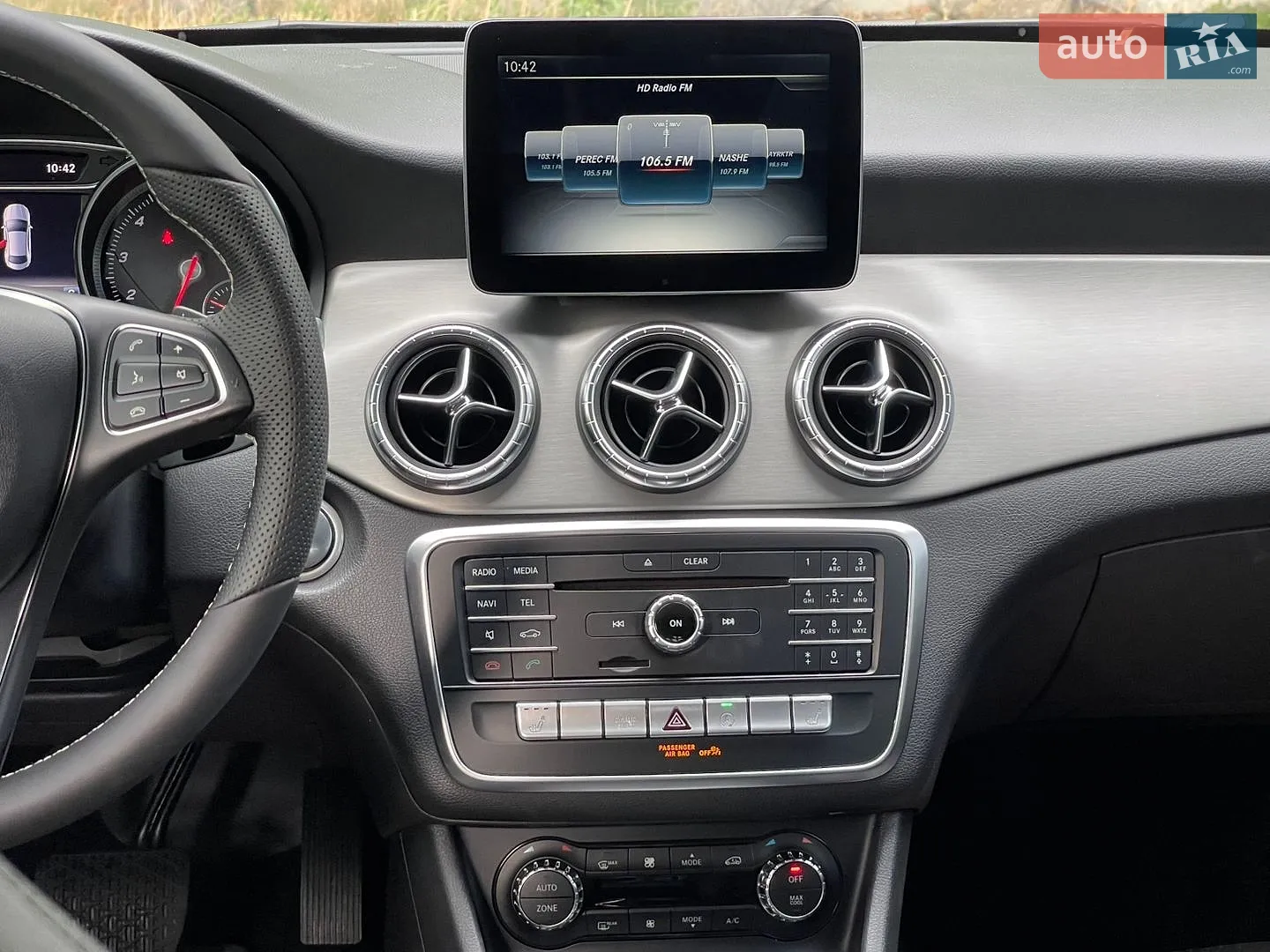 2017 Mercedes-Benz CLA-klasse - мініатюра 29