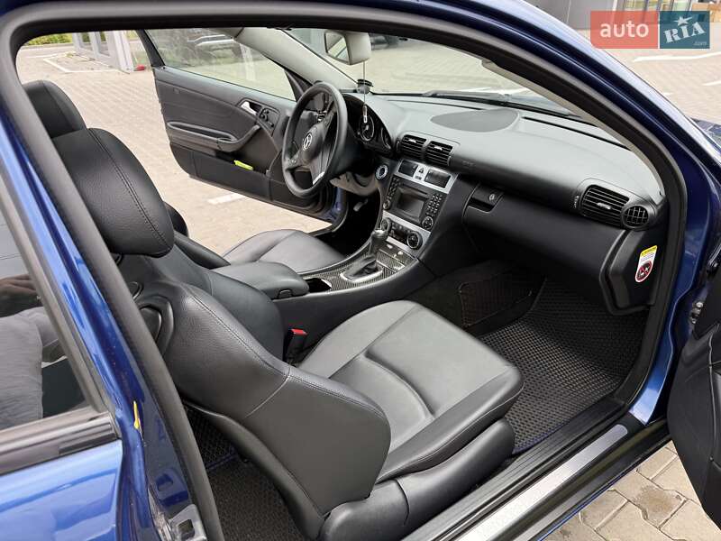 Купе Mercedes-Benz CLC-Class 2008 в Киеве