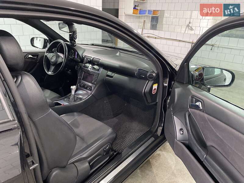 Купе Mercedes-Benz CLC-Class 2009 в Белой Церкви