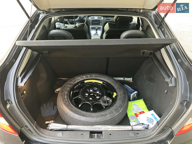 Купе Mercedes-Benz CLC-Class 2009 в Киеве