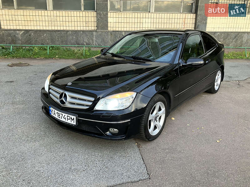Купе Mercedes-Benz CLC-Class 2009 в Киеве