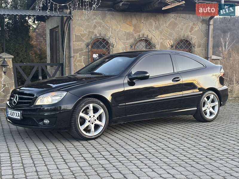 Купе Mercedes-Benz CLC-Class 2009 в Дрогобыче