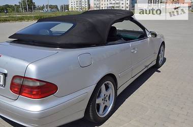 Кабриолет Mercedes-Benz CLK-Class 2001 в Виннице